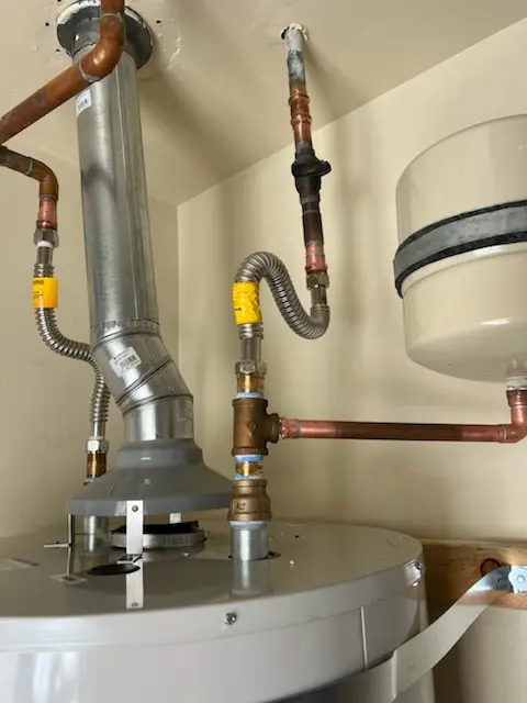 Water heater installation and plumbing repair in Montchanin